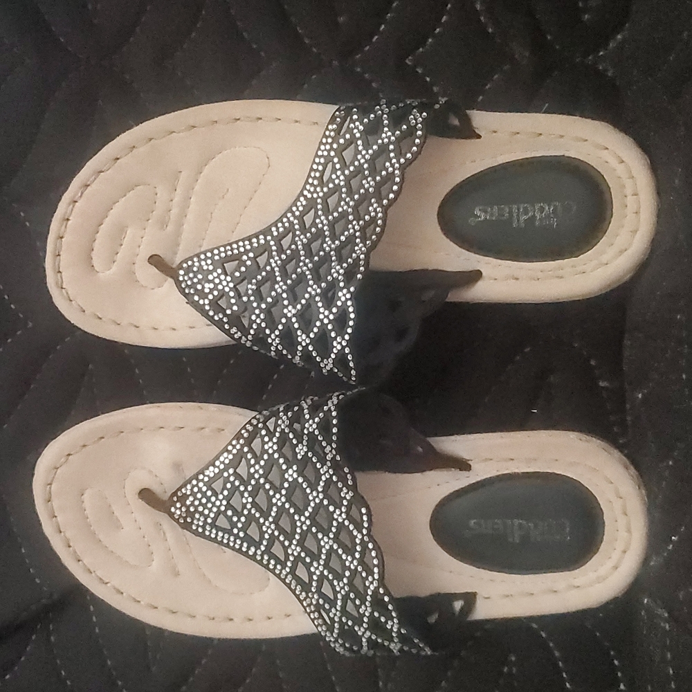Black sandals w,/bling